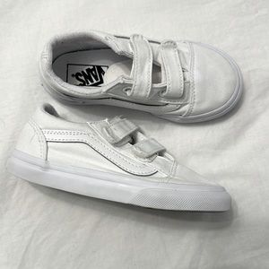 White velcro vans